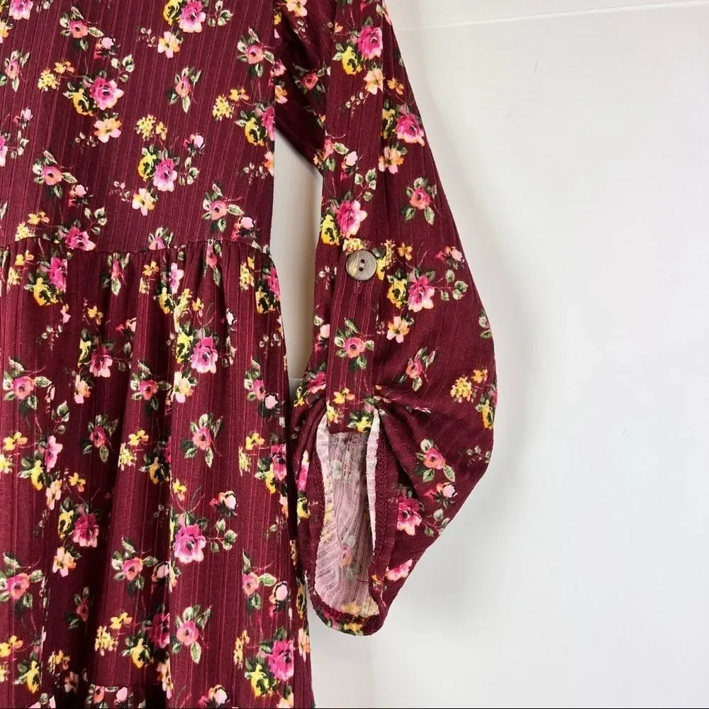 Kenedik Ruffle Trim Floral Print  3/4 Sleeves • Size S